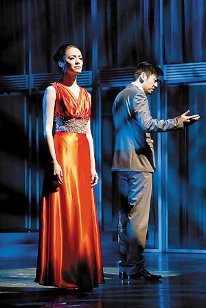 姚晨“潛伏”之后，演繹“職場白領(lǐng)”(組圖)