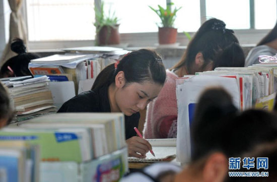 百萬學子為何放棄高考？棄考人數年增10萬