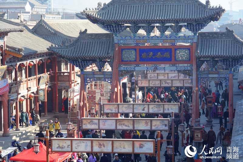 網(wǎng)絡(luò)媒體走轉(zhuǎn)改：古城萬(wàn)人慶臘八 粥香暖心迎新年【9】