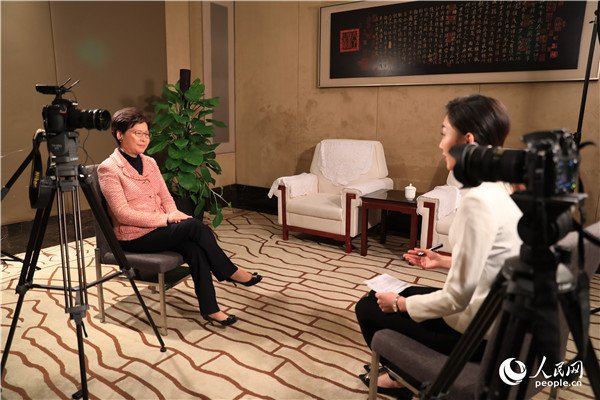 香港特別行政區(qū)行政長(zhǎng)官林鄭月娥在北京接受人民網(wǎng)專(zhuān)訪(fǎng)。人民網(wǎng)記者 賈文婷攝