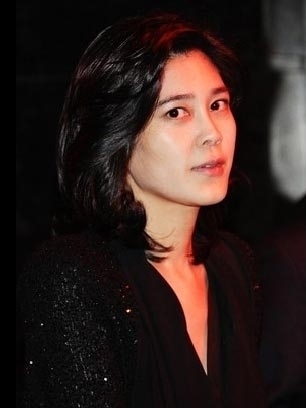 李富真(Lee Boo-Jin)，41歲新羅酒店(Hotel Shilla)，總裁兼首席執(zhí)行官韓國