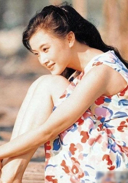 宋祖英少女舊照 盤(pán)點(diǎn)宋祖英從清純少女變高貴夫人