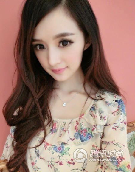90后嫩模酷似翻版楊冪 堅(jiān)稱(chēng)從未整容