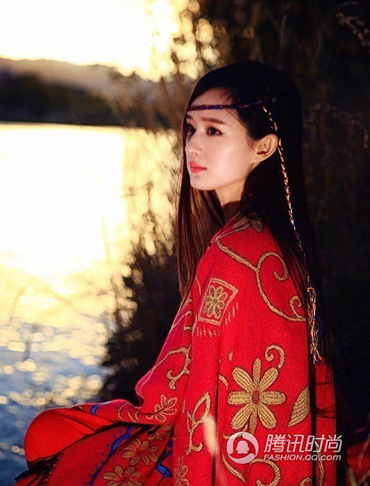 90后嫩?？崴品鏃顑?堅(jiān)稱(chēng)從未整容