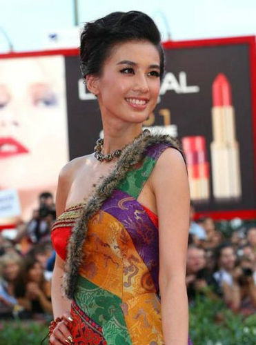 北影?；ㄋ秸占\：每人都有自己獨(dú)特的美（圖）