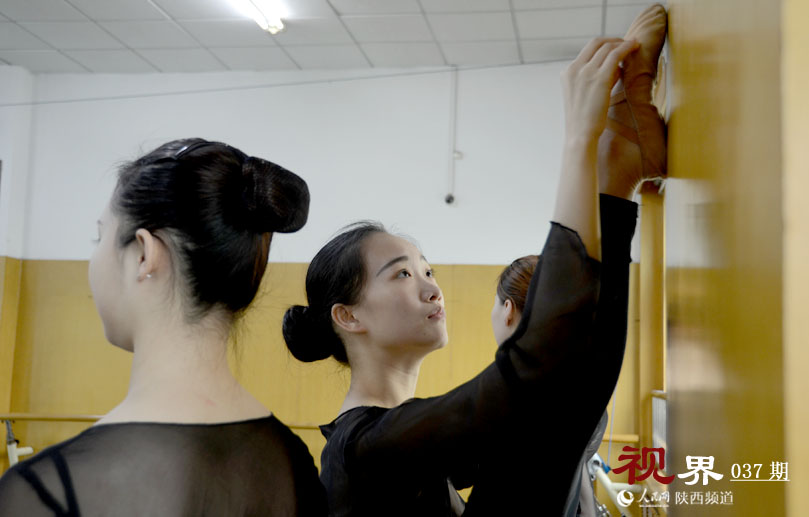 舞伴磨合、思維碰撞，創(chuàng)作就像十月懷胎，過程艱苦，但卻欣慰。