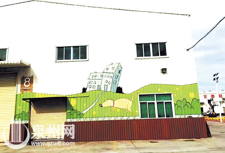 近日，在晉江西園街道嶼頭社區(qū)的工業(yè)園區(qū)內(nèi)，原本冰冷的工業(yè)廠房外墻被噴繪上各式各樣的3D彩繪圖案，立即搖身一變成為靚麗風(fēng)景，讓人眼前一亮。